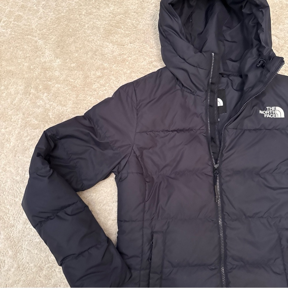 The North Face Women's Black Long Puffer Coat with Hood - Picture 4 of 16